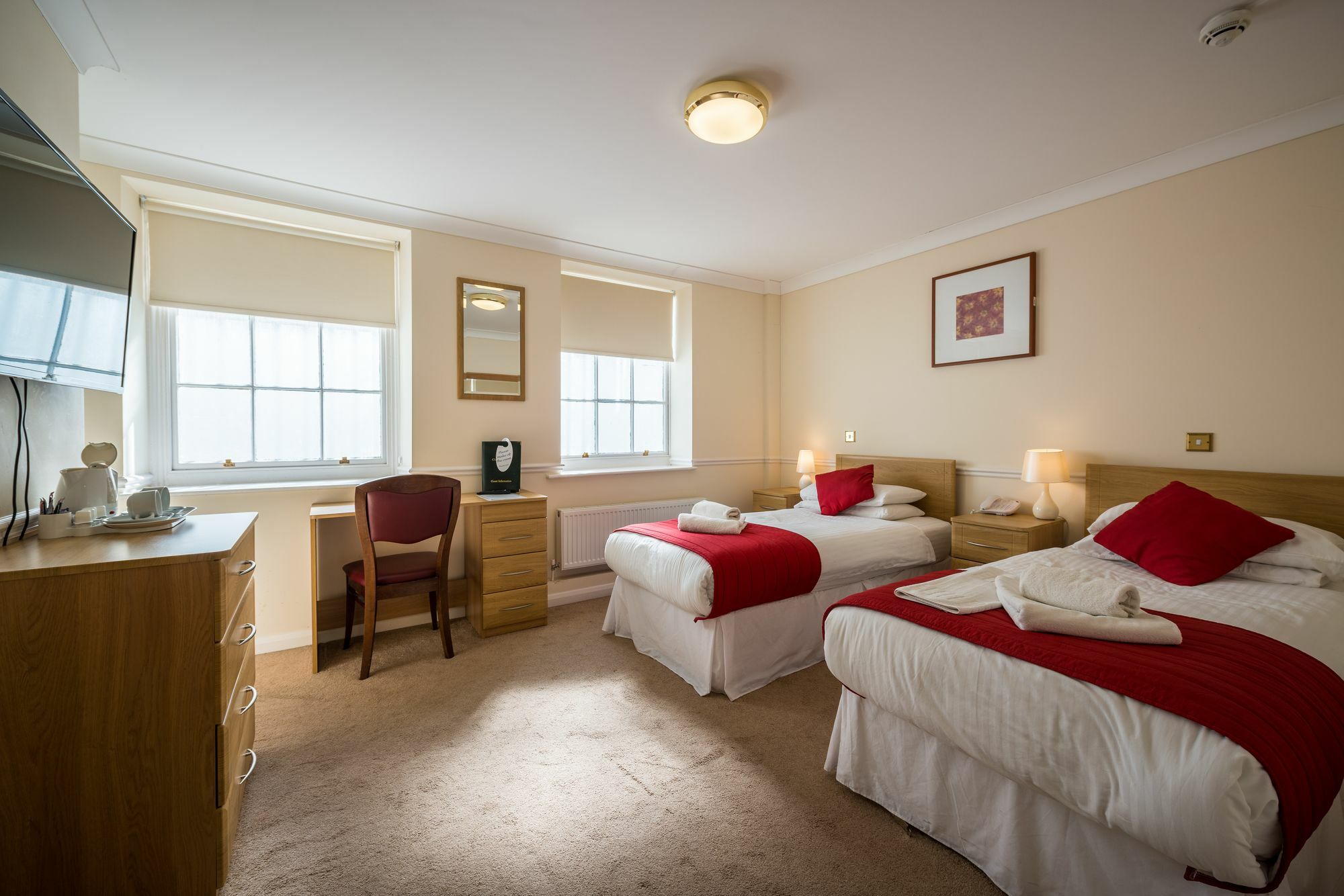 Claremont Lions Hotel AEGON International Exteriér fotografie
