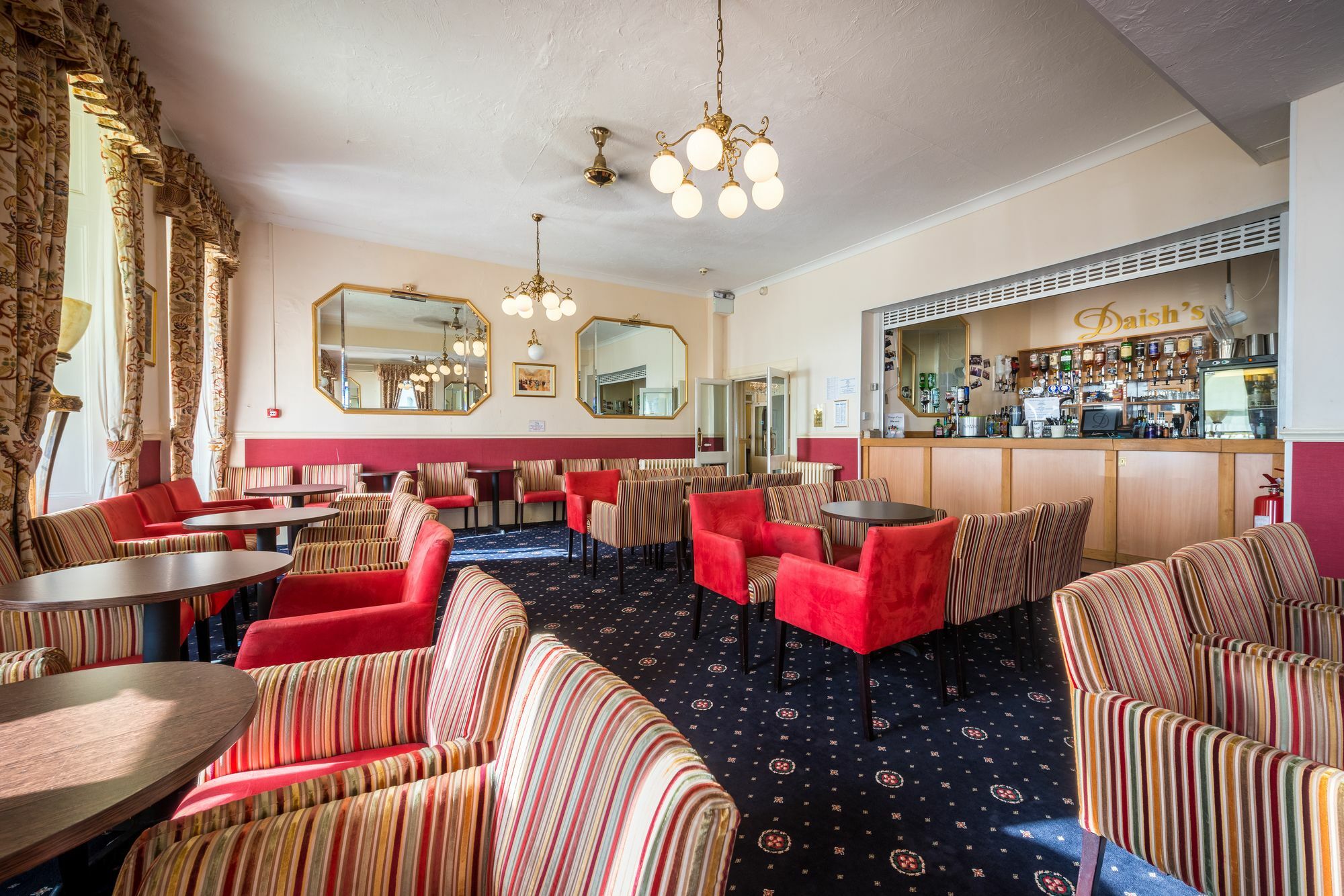 Claremont Lions Hotel AEGON International Exteriér fotografie